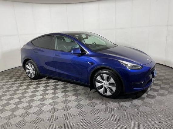 TESLA MODEL Y 2021 5YJYGDEE1MF063898 image